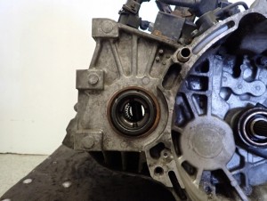 HYUNDAI i30 KIA CEED 1.6 CRDi 07-11 SKRZYNIA BIEGÓW 5 BIEGOWA 2/8 MINIATURA