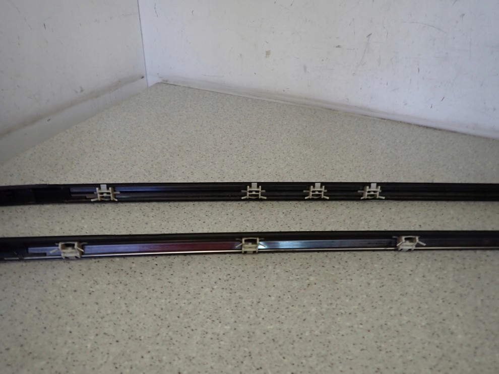 KIA SOUL 09-11 LISTWY DACHOWE KOMPLET IM 8/9