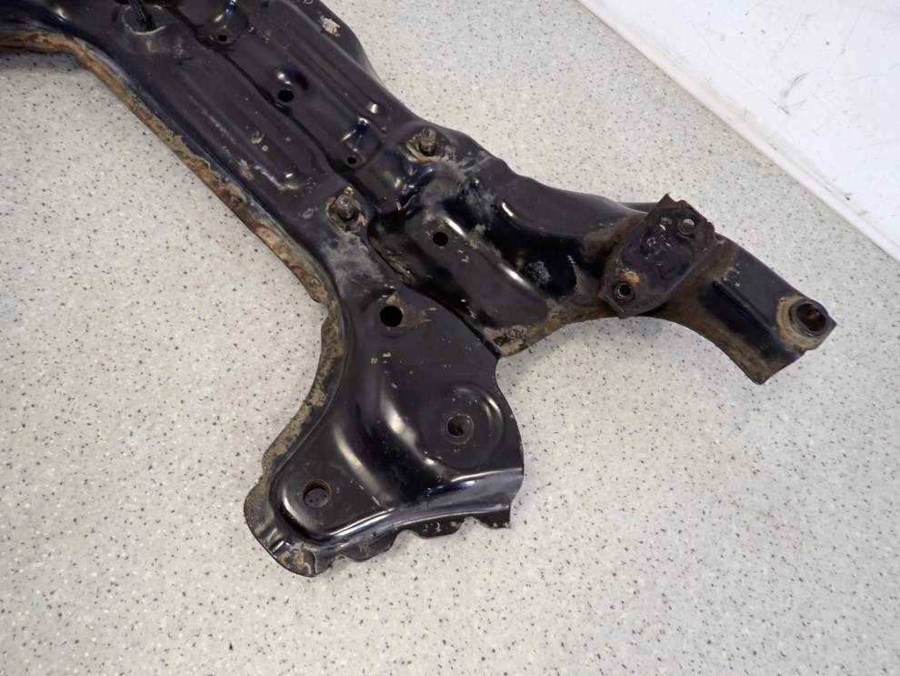 HYUNDAI i20 08-12 BELKA ZAWIESZENIA PRZEDNIEGO SANKI 3/12