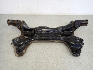 HYUNDAI i20 08-12 BELKA ZAWIESZENIA PRZEDNIEGO SANKI 1/12 MINIATURA