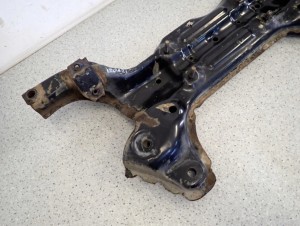 HYUNDAI i20 08-12 BELKA ZAWIESZENIA PRZEDNIEGO SANKI 2/12 MINIATURA