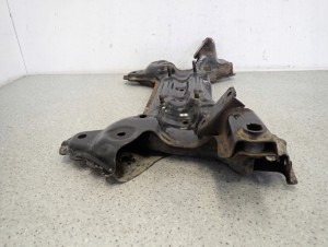 HYUNDAI i20 08-12 BELKA ZAWIESZENIA PRZEDNIEGO SANKI 4/12 MINIATURA