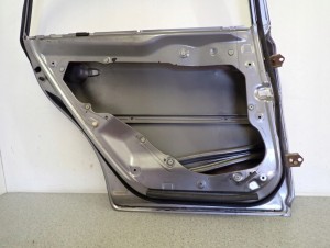 MAZDA 6 5D 02-07 DRZWI TYLNE LEWE 10/10 MINIATURA