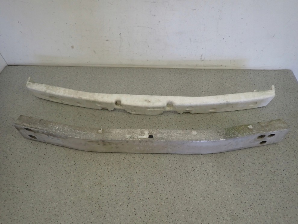 TOYOTA PRIUS II 03-08 BELKA ZDERZAKA PRZEDNIEGO ABSORBER 4/8