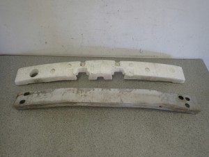 TOYOTA PRIUS II 03-08 BELKA ZDERZAKA PRZEDNIEGO ABSORBER