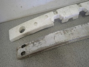 TOYOTA PRIUS II 03-08 BELKA ZDERZAKA PRZEDNIEGO ABSORBER 2/8 MINIATURA