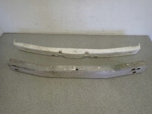 TOYOTA PRIUS II 03-08 BELKA ZDERZAKA PRZEDNIEGO ABSORBER 4/8 MINIATURA