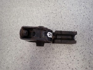 TOYOTA AVENSIS T25 2.0D 02-05 PODUSZKA SILNIKA PRZEDNIA 4/4 MINIATURA