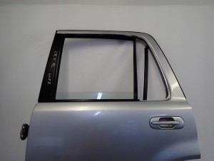 HONDA CRV I 2.0 i 96-01 DRZWI TYLNE LEWE 3/15 MINIATURA