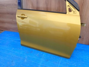 SUZUKI SWIFT MK7 5D 10-16 DRZWI PRZEDNIE PRAWE ZUN 3/14 MINIATURA