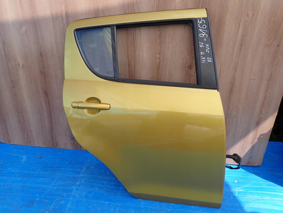 SUZUKI SWIFT MK7 5D 10-16 DRZWI TYLNE PRAWE ZUN 1/13
