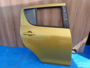 SUZUKI SWIFT MK7 5D 10-16 DRZWI TYLNE PRAWE ZUN