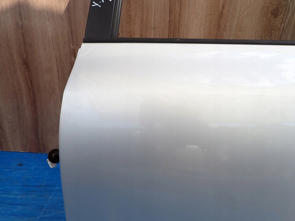 TOYOTA YARIS II 06-11 5d DRZWI TYLNE LEWE 1E7 9/15