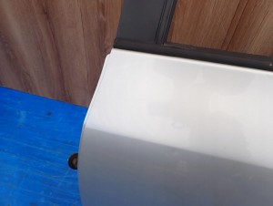 TOYOTA YARIS II 06-11 5d DRZWI TYLNE LEWE 1E7 11/15 MINIATURA