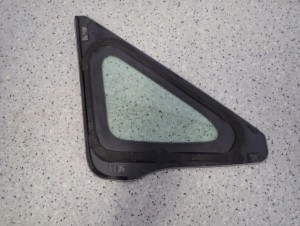 HONDA FRV FR-V 05- SZYBA PRZEDNIA LEWA KAROSERYJNA 3/4 MINIATURA