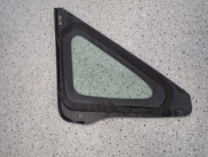 HONDA FRV FR-V 05- SZYBA PRZEDNIA LEWA KAROSERYJNA 4/4 MINIATURA