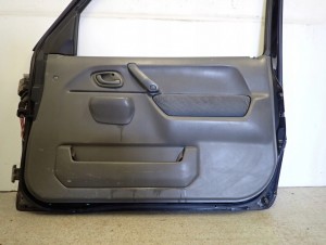 SUZUKI JIMNY 04- DRZWI PRZEDNIE PRAWE 11/14 MINIATURA