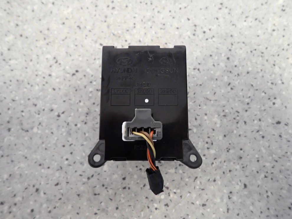 HYUNDAI SONATA 05-09 ZEGAREK 3/5