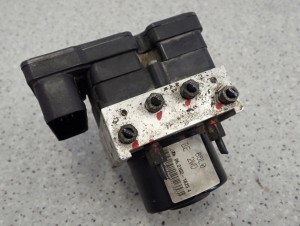 SUZUKI SPLASH 1.2i 08-14 POMPA ABS STEROWNIK 5/6 MINIATURA