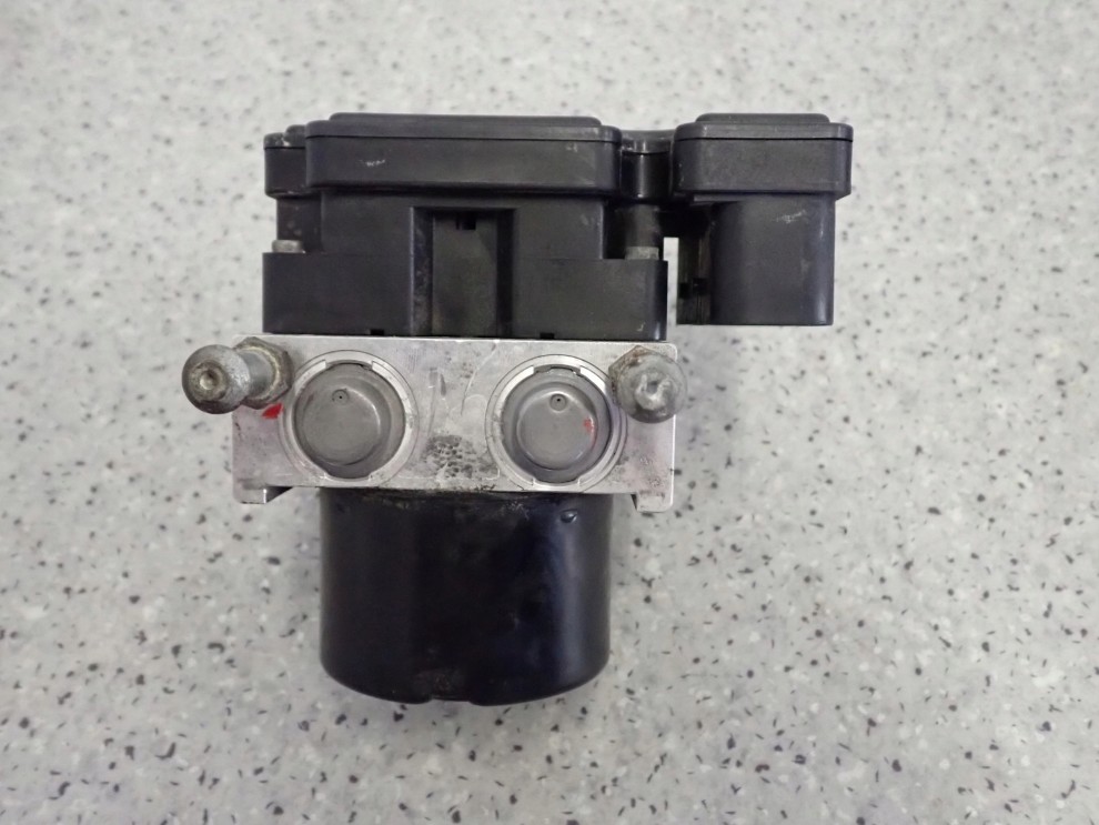 SUZUKI SWIFT 04-09 POMPA ABS 73K1 4/7