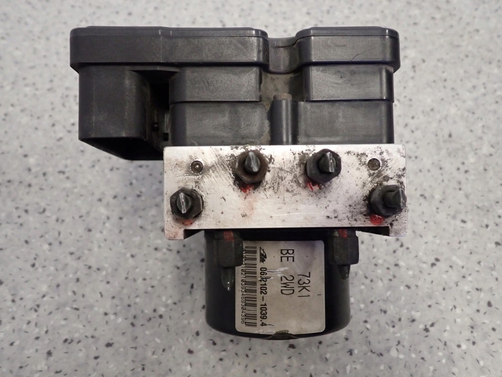 SUZUKI SWIFT 04-09 POMPA ABS 73K1 5/7