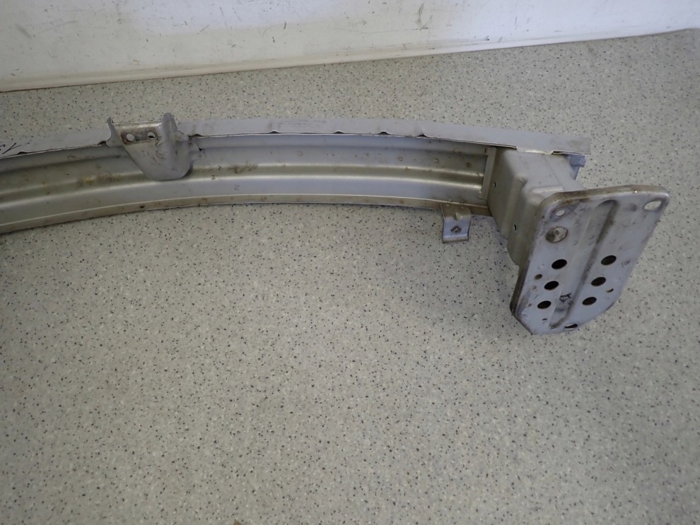 SUZUKI SX4 06-12 BELKA ZDERZAKA PRZEDNIEGO GÓRNA ZCC 11/11