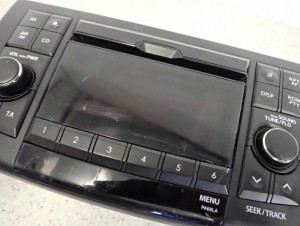 SUZUKI SWIFT 10- MK7 RADIO FABRYCZNE 39101-68LA1 7/9 MINIATURA