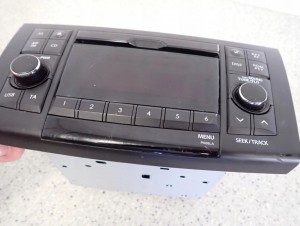 SUZUKI SWIFT 10- MK7 RADIO FABRYCZNE 39101-68LA1 8/9 MINIATURA