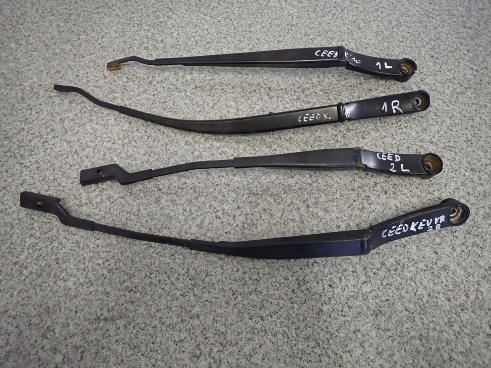 KIA CEED RAMIE WYCIERACZKI PRZÓD LEWE LUB PRAWE 1/7