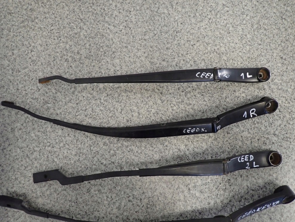 KIA CEED RAMIE WYCIERACZKI PRZÓD LEWE LUB PRAWE 3/7