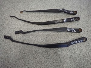 KIA CEED RAMIE WYCIERACZKI PRZÓD LEWE LUB PRAWE 1/7 MINIATURA