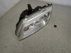 NISSAN ALMERA N16 00 REFLEKTOR PRZEDNI LEWY LAMPA EUROPA 6/10 MINIATURA