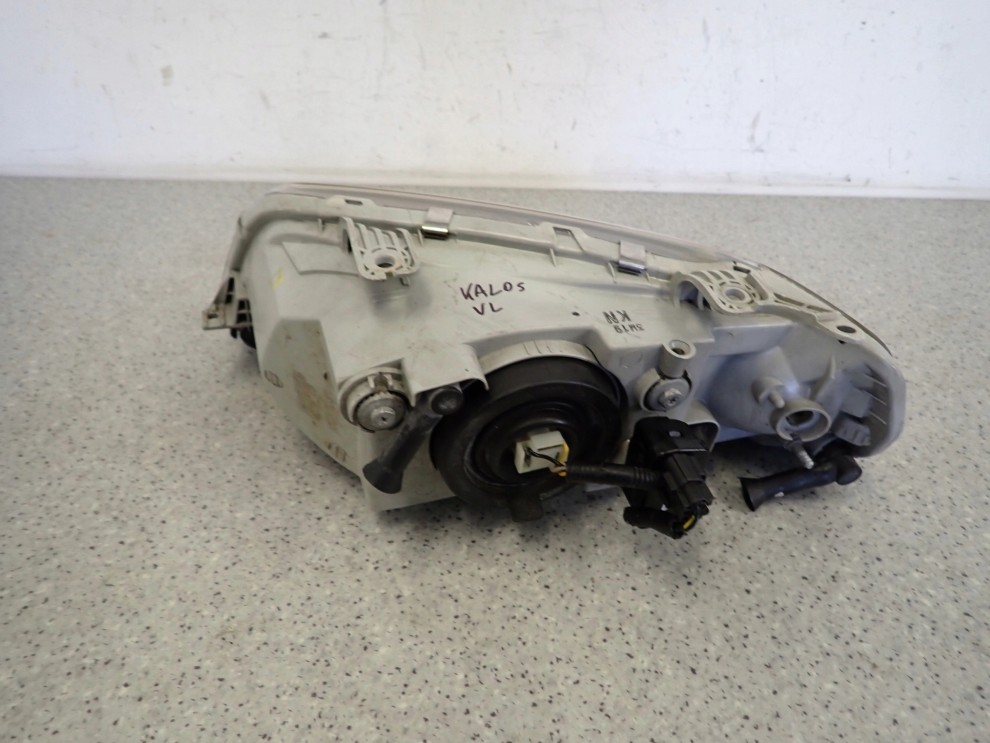 CHEVROLET KALOS 04-08 LAMPA PRZEDNIA PRAWA 7/8