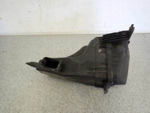 SUZUKI SX4 SEDICI 1.9 DIESEL 06- OBUDOWA FILTRA POWIETRZA 1/7 MINIATURA