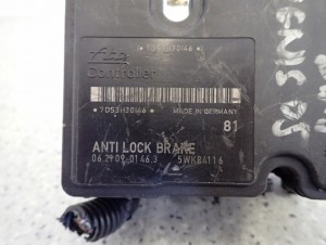 SUZUKI IGNIS 04-07 POMPA ABS EUROPA 3/7 MINIATURA