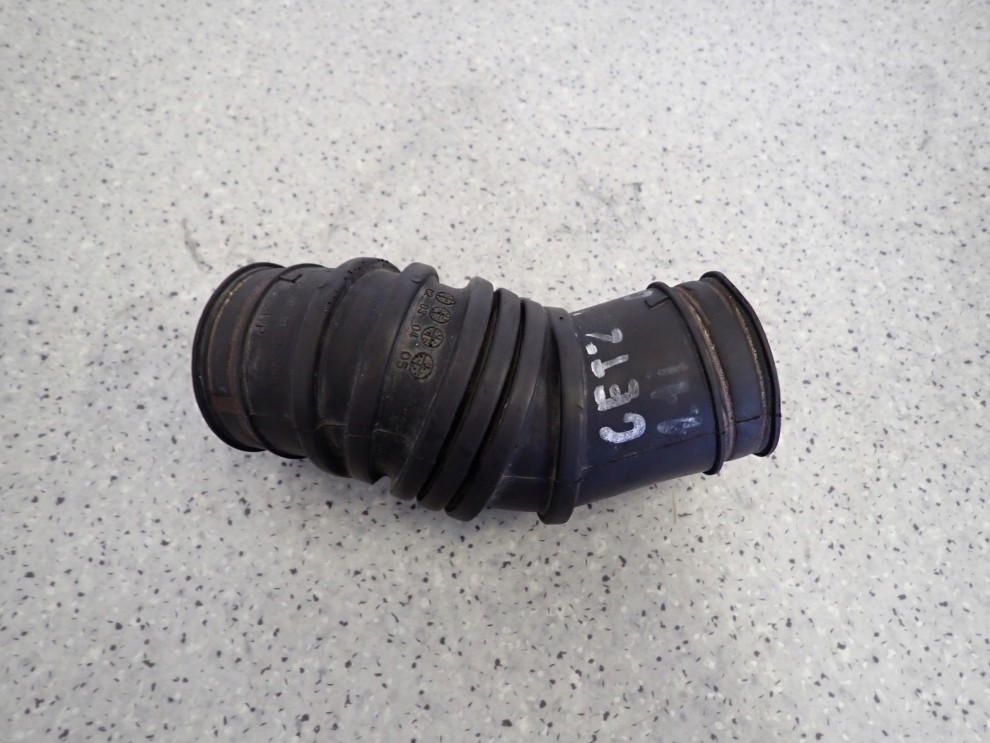 HYUNDAI GETZ 1.1i 02- RURA PRZEWÓD POWIETRZA 1/4