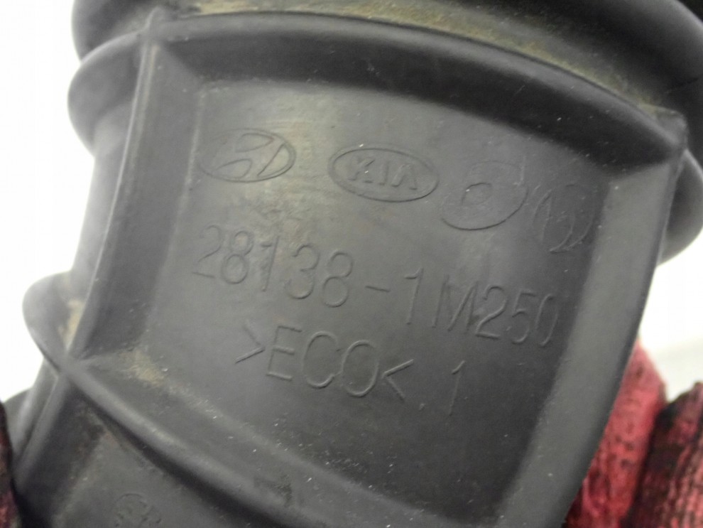 HYUNDAI i30 KIA CEED 1.6 CRDI 06-12 RURA DOLOTU POWIETRZA 5/5