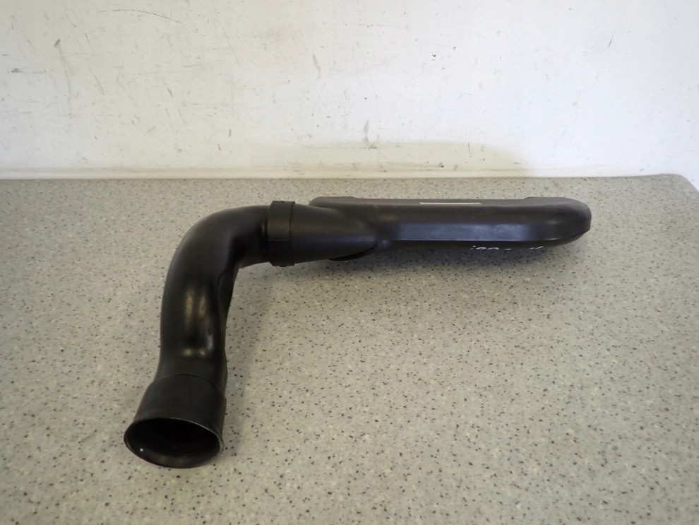 HYUNDAI I30 CRDI 06-11 ŁAPACZ POWIETRZA DOLOT RURA 3/6