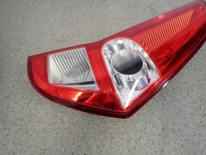 SUZUKI SPLASH 08-14 LAMPA TYLNA PRAWA 4/7 MINIATURA