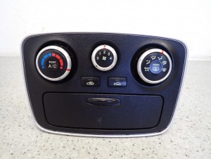 HYUNDAI SONATA 05-09 PANEL STEROWANIA NAWIEWEM 1/6 MINIATURA