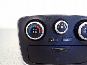 HYUNDAI SONATA 05-09 PANEL STEROWANIA NAWIEWEM 2/6 MINIATURA