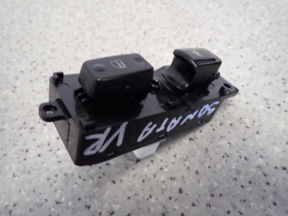 HYUNDAI SONATA V 05-09 PRZEŁĄCZNIK PANEL SZYB PRAWY 1/6