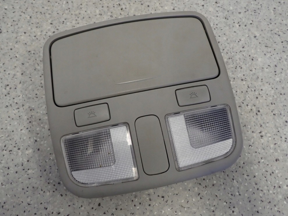 HYUNDAI SONATA V 05-09 LAMPKA OŚWIETLENIA WNĘTRZA PODSUFITKI SCHOWEK 2/5