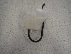 NISSAN NOTE E11 MICRA K12 1.2i 1.4i 06-12 ZBIORNICZEK WYRÓWNAWCZY