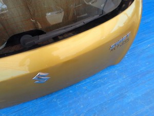 SUZUKI SWIFT MK7 10-16 KLAPA BAGAŻNIKA ZUN 14/16 MINIATURA