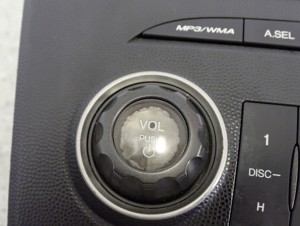 HONDA CIVIC UFO VIII 06-11 RADIO FABRYCZNE 5/8 MINIATURA