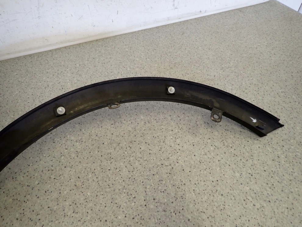 SUZUKI SX4 06-12 LISTWA BŁOTNIKA PRZEDNIA LEWA 9/10