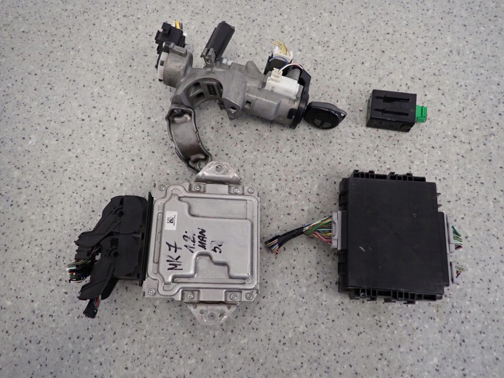 SUZUKI SWIFT IV MK7 10- 1.2i ZESTAW STARTOWY KOMPUTER STACYJKA 7/7