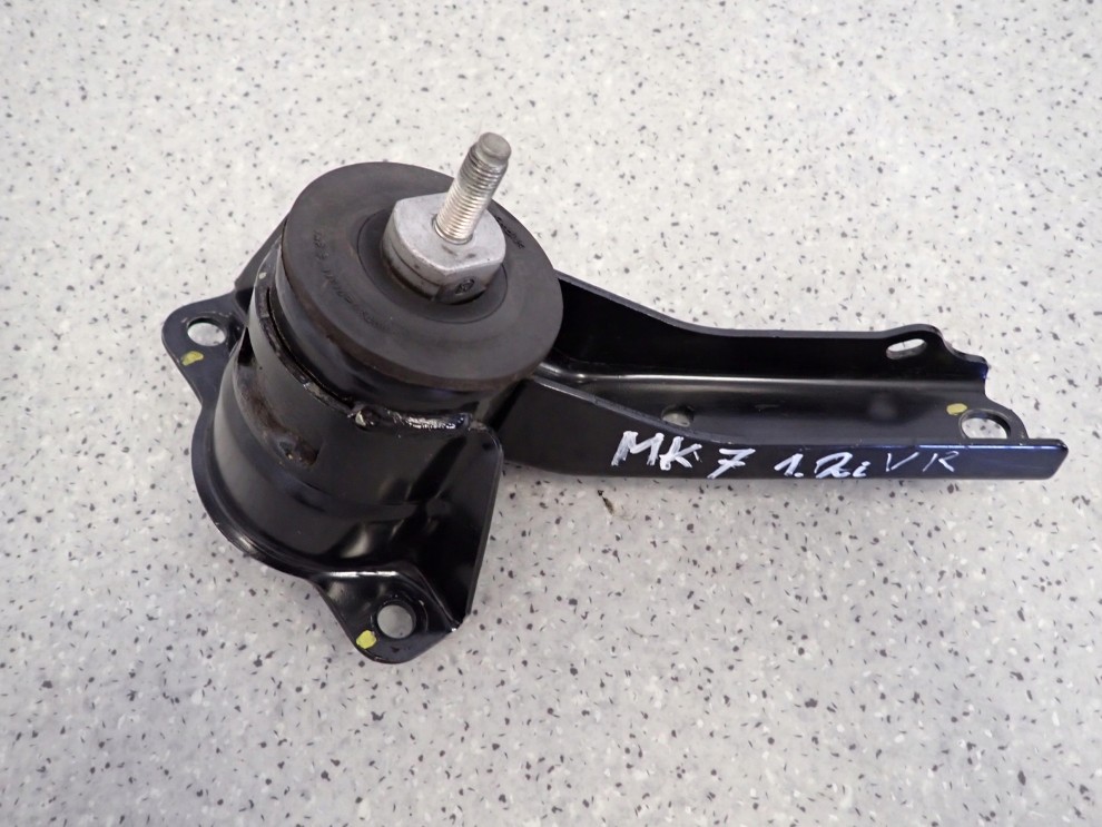 SUZUKI SWIFT IV MK7 10- 1.2 PODUSZKA PRAWA SILNIKA OLEJOWA 3/5