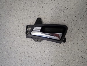 HYUNDAI i30 07-12 KLAMKA DRZWI TYLNA LEWA WEWNĘTRZNA CHROM 2/7 MINIATURA